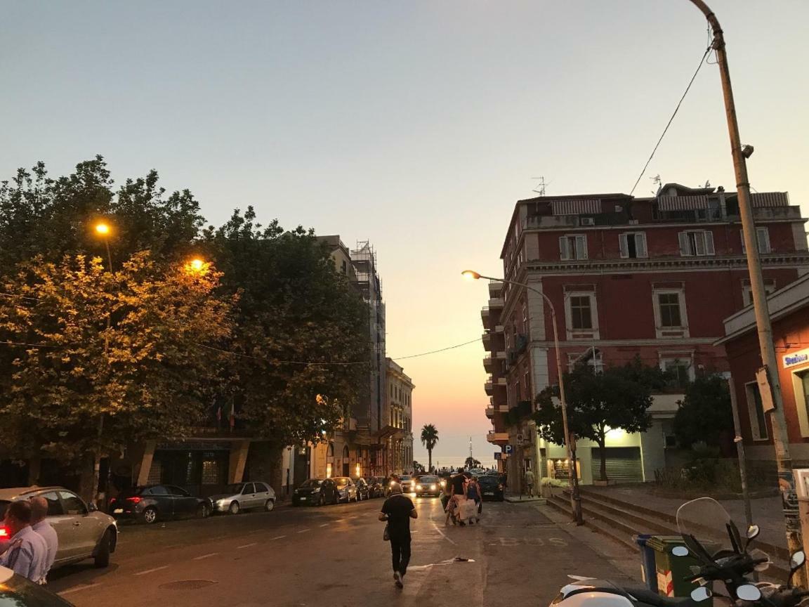 La Soffitta Vicino Al Mare Lägenhet Castellammare di Stabia Exteriör bild